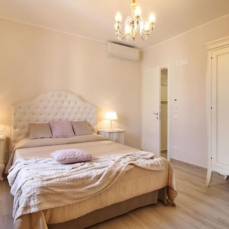 Lucca In Chic - No Ztl - Free Parking - Old City At 10Min By Walk Luaran gambar