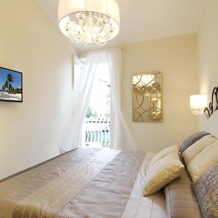 Lucca In Chic - No Ztl - Free Parking - Old City At 10Min By Walk Luaran gambar