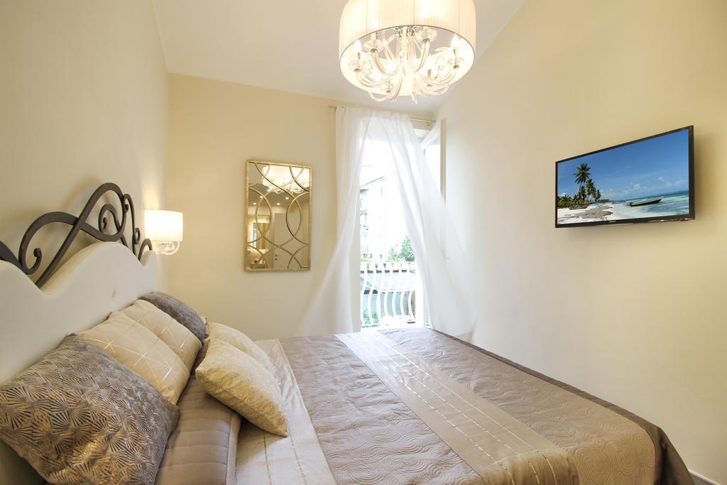 Lucca In Chic - No Ztl - Free Parking - Old City At 10Min By Walk Luaran gambar