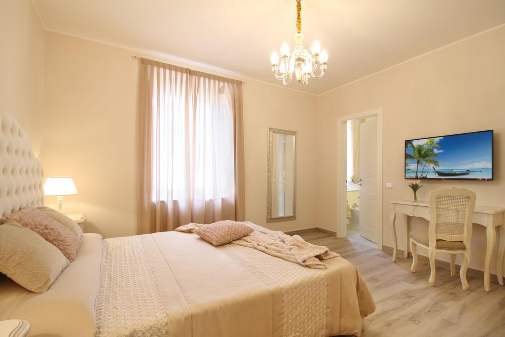 Lucca In Chic - No Ztl - Free Parking - Old City At 10Min By Walk Luaran gambar