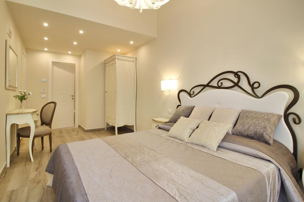 Lucca In Chic - No Ztl - Free Parking - Old City At 10Min By Walk Luaran gambar